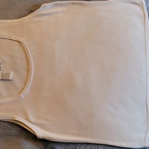 100% silk Joseph A Top